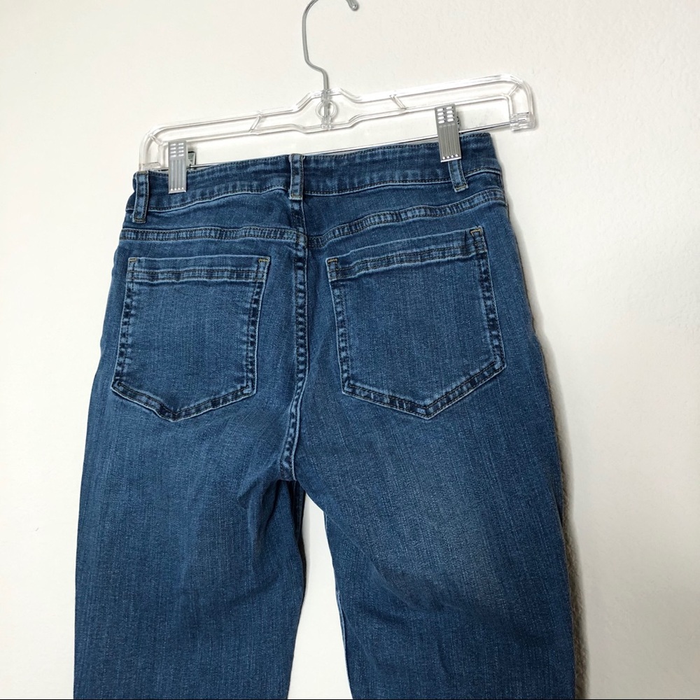 Boden The Heswall Flare Mid-Vintage Y2K Jeans 4P - Picture 10 of 10